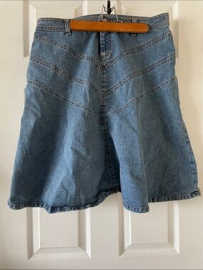Awesome y2k seamed denim jean a line skirt chevron